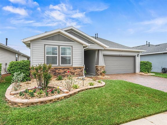 3rd image of 5662 NW 40th Loop