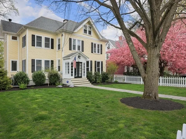 324 Prospect St, Westfield Town, NJ 07090
