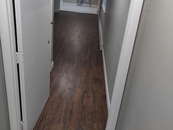 Walkway/Entrance