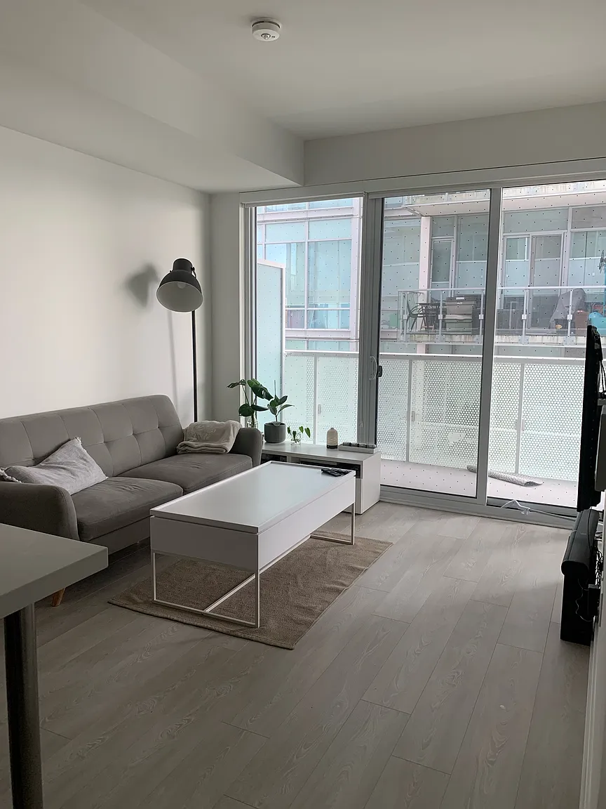 15 Queens Quay E #309 photo 1