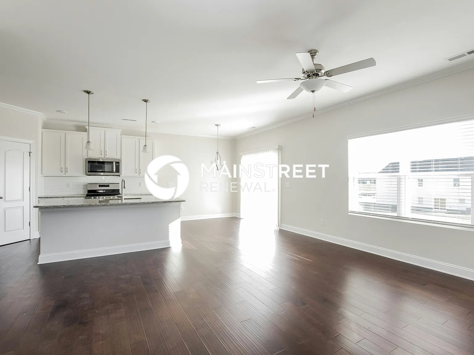 2144 Vecchio Dr — Photo 2