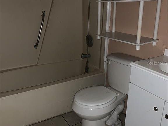 4th image of 5710 Golden Nugget Dr #5710/5712