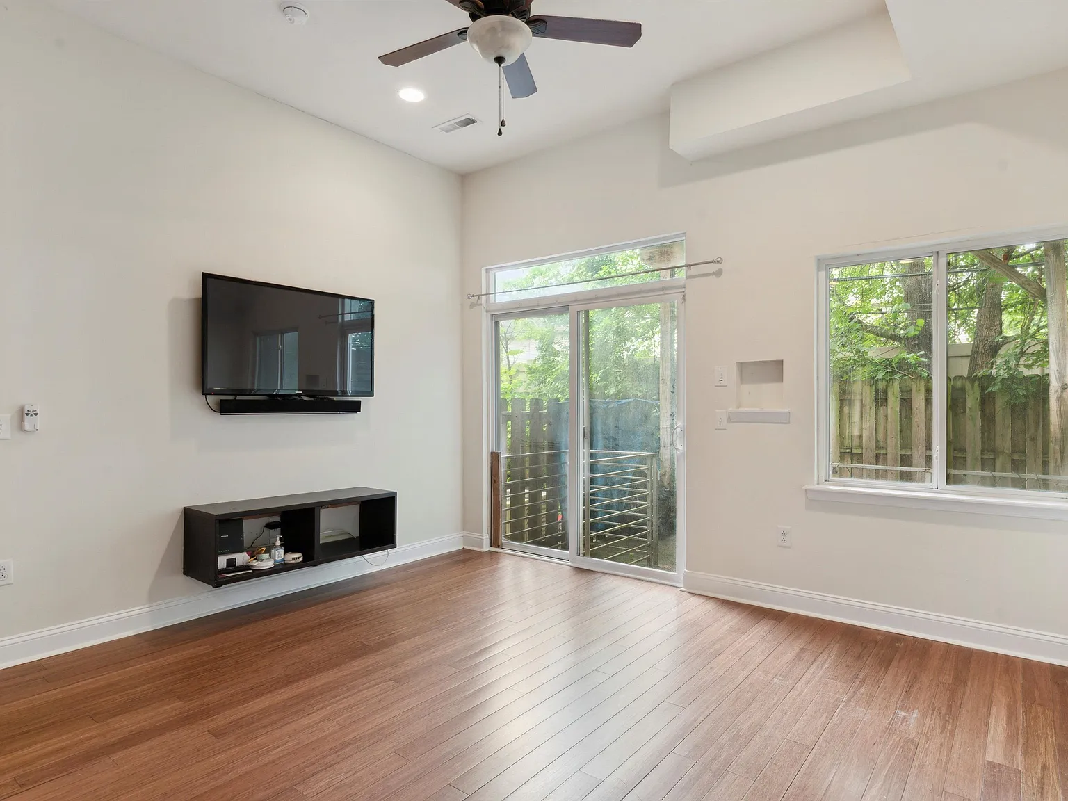 1733 N Gratz St — Photo 4