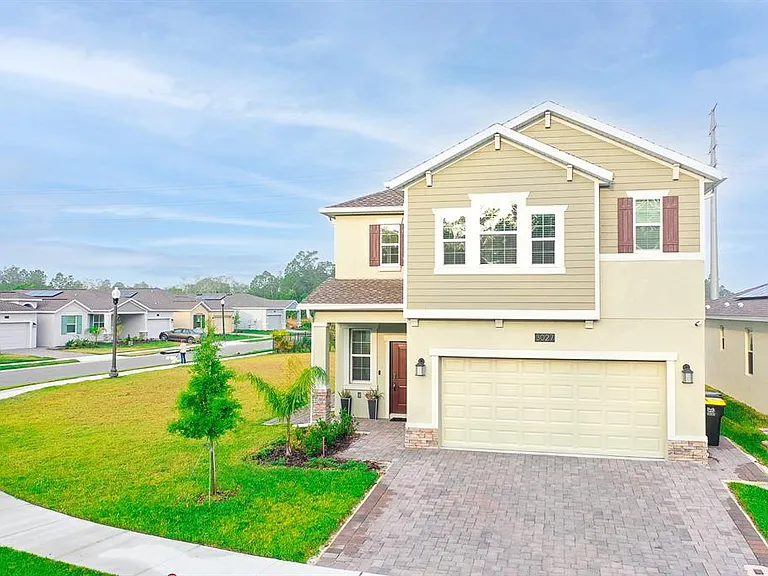 3027 Camden Way — Photo 2