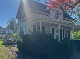 30 Norton Ave, Dallas, PA 18612