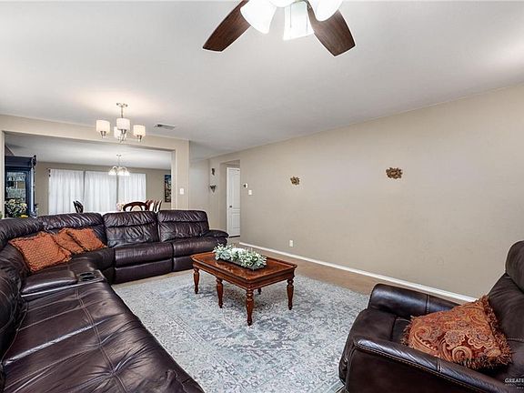 2nd image of 906 Solar Dr