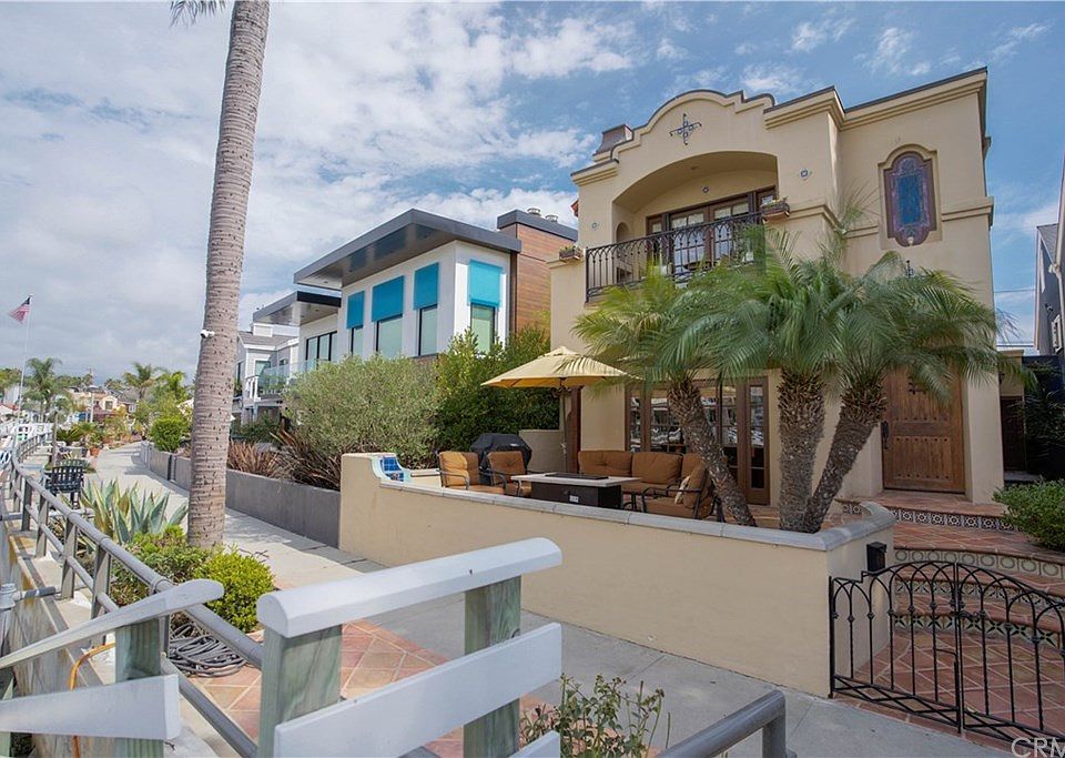 44 Rivo Alto Canal, Long Beach, CA 90803 Zillow