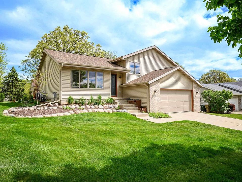 1st image of 7350 Blue Maple Trail