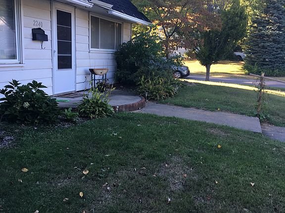 2nd image of 2240 Sutton Dr