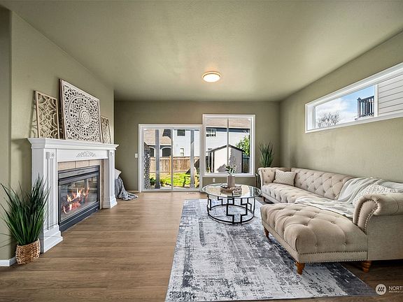 5th image of 17802 106th Street E