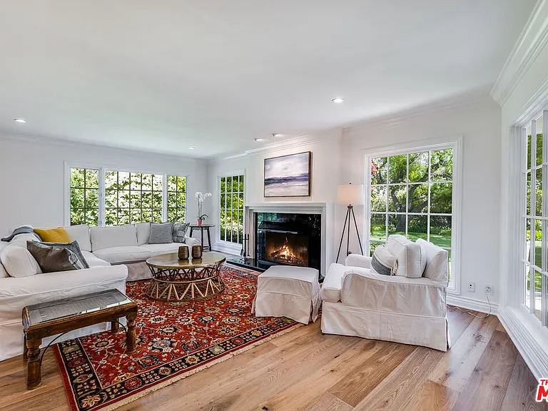 28925 Cliffside Dr — Photo 18