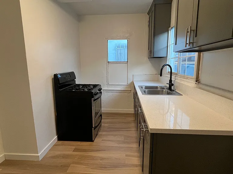2651 S Cloverdale Ave — Photo 4