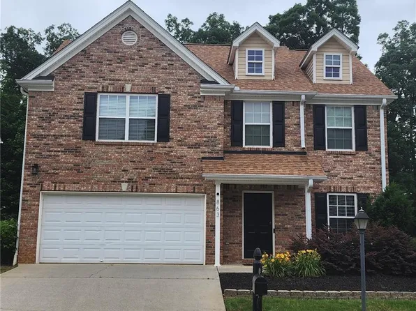 863 Hawthorn Ln, Grayson, GA 30017