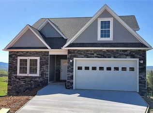 114 Beauregard Dr, Staunton, VA 24401