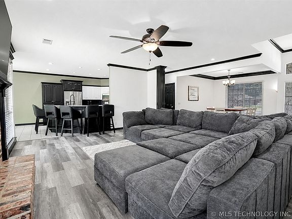 2nd image of 8913 N 137th East Ave