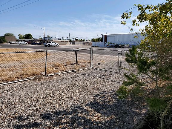 3rd image of 413 Laguna Ave