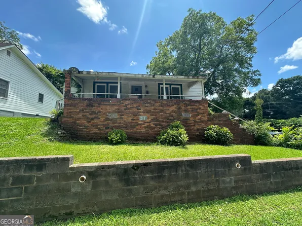 216 E 1st St, Jackson, GA 30233