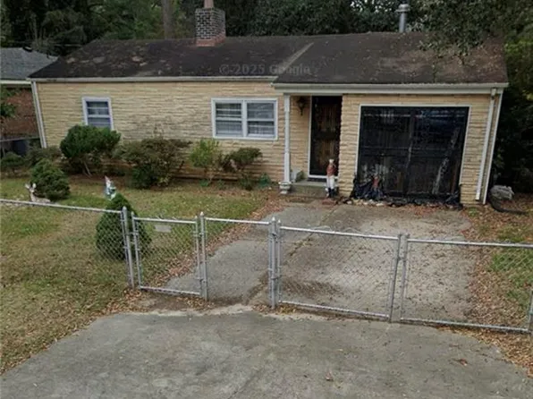 2247 Oak St, Virginia Beach, VA 23451