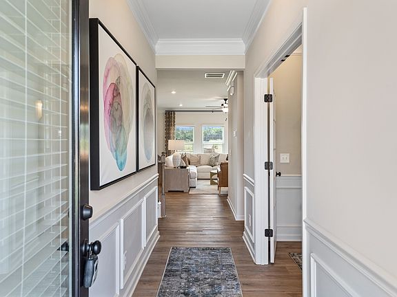 5th image of 131 Saxlingham Pl Lot 131