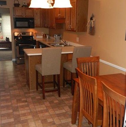 5th image of 42350 Saratoga Cir