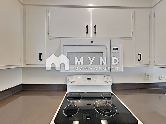 5th image of 2757 21st St #2757