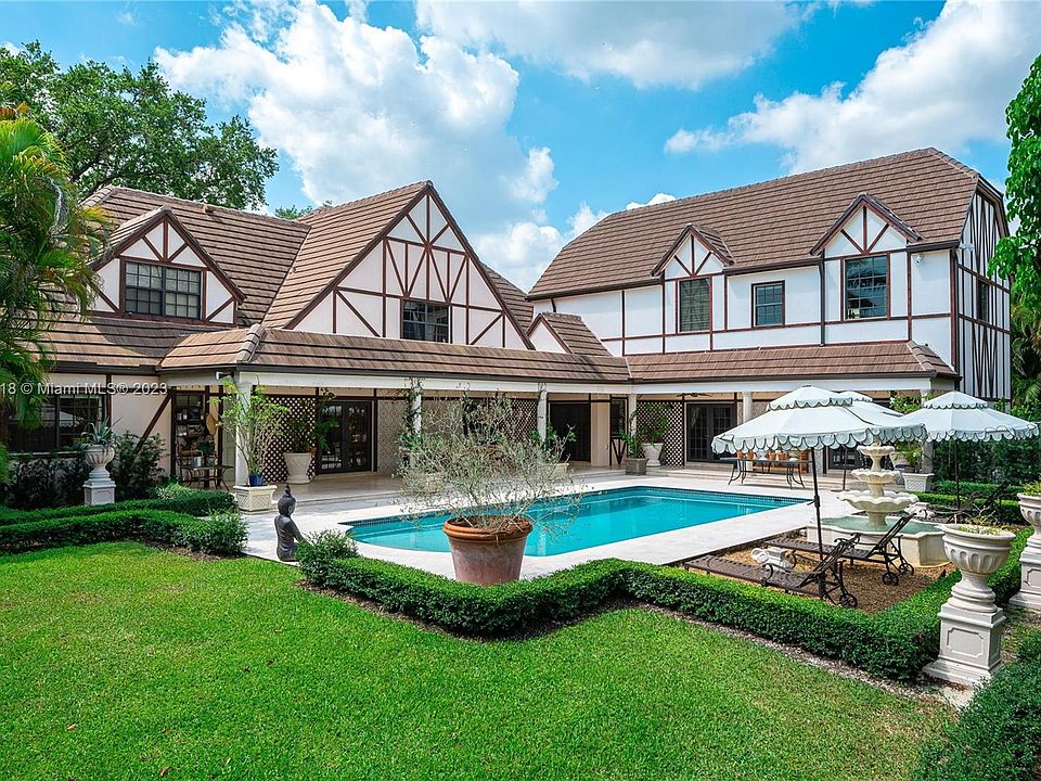 1st image of 5865 Magnolia Ln