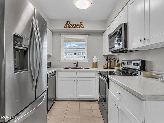 3rd image of 149 Wharfside Dr