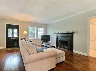 211 E 57th St, Savannah, GA 31405