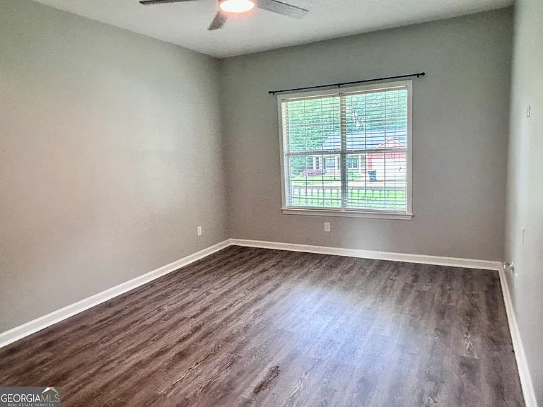 140 Piedmont Dr — Photo 11