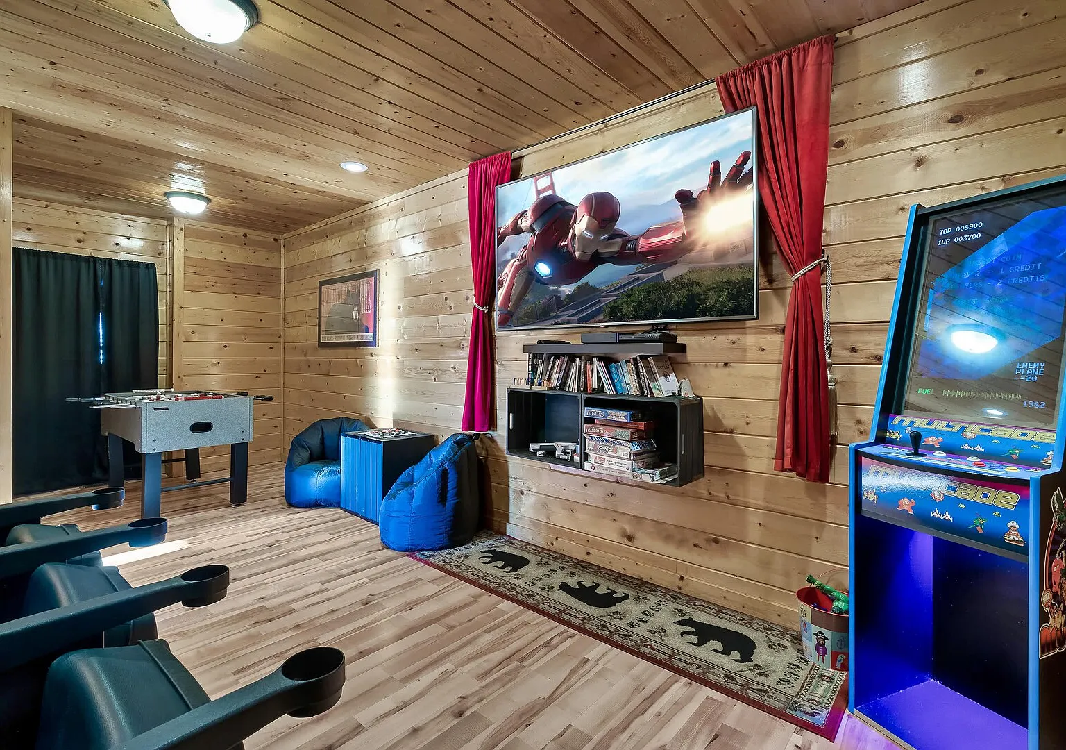 Sleeps 12 Mountain View Movie Room Dogs OK — Photo 4