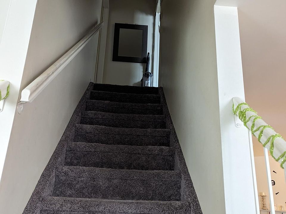 staircase upstairs