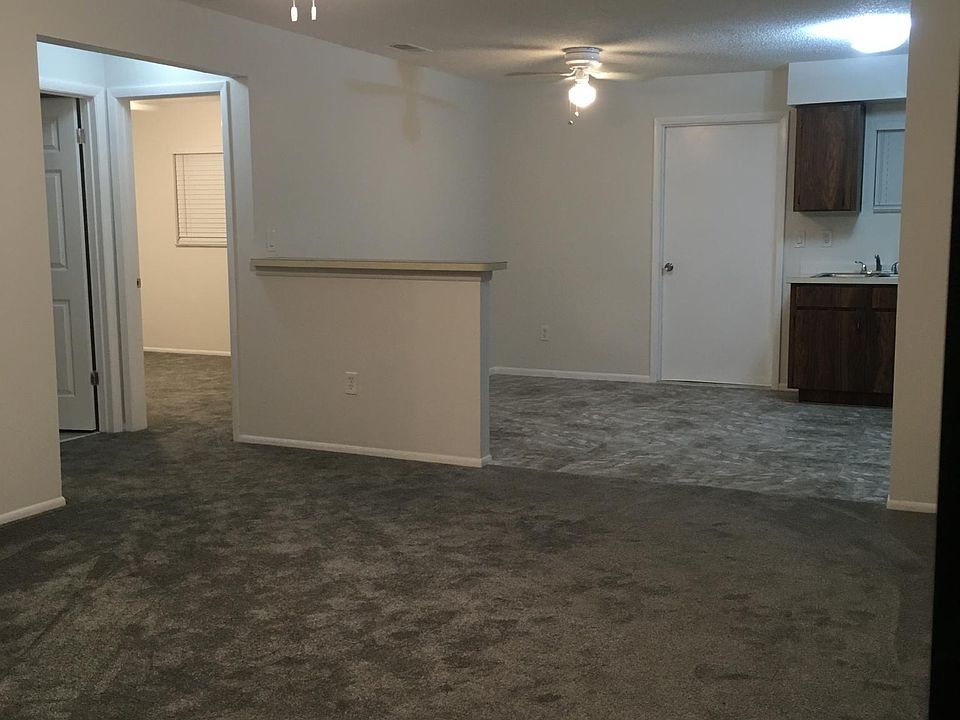 1st image of 177 2nd Ave NW #A