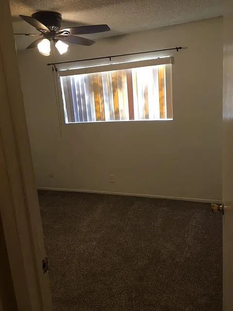2 bed, 768 sqft — Photo 4