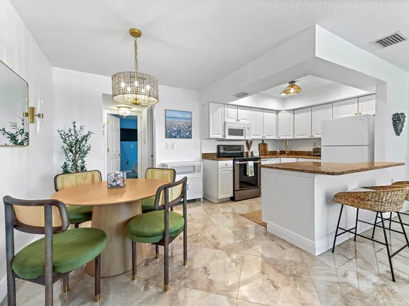 2600 S Kanner Highway #F9, Stuart, FL 34994