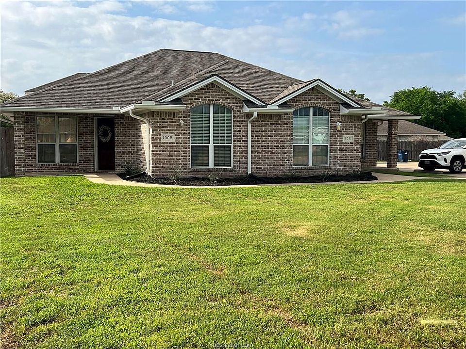 1st image of 1009 Crepe Myrtle Ct