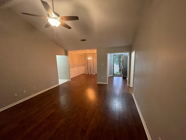 1717 Point West Dr — Photo 10