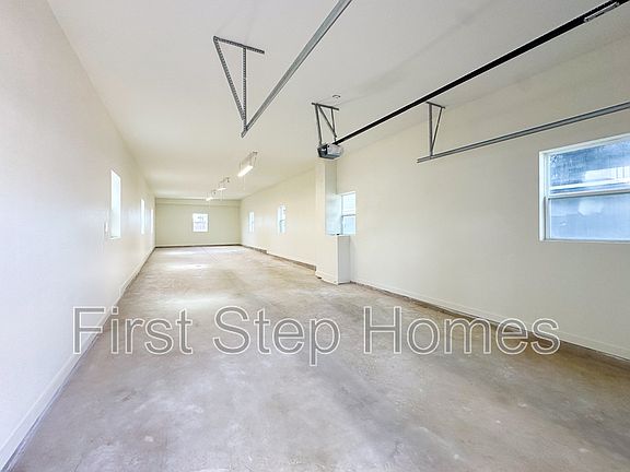 4th image of 153 Cabrera St
