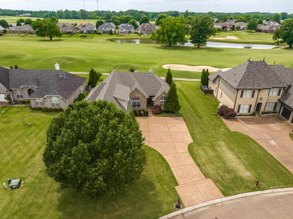 130 Lewis Fairway Cir, Oakland, TN 38060