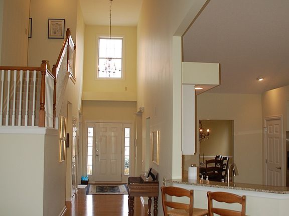 4th image of 6604 Dalmore Ln