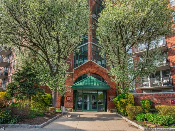 300 Main St BLDG 300 #704, Little Falls Twp., NJ 07424