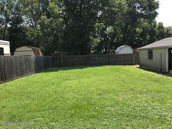 4th image of 7115 Daisy Ave