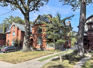 223 Evelyn Ave #6, Toronto, ON M6P 2Z8