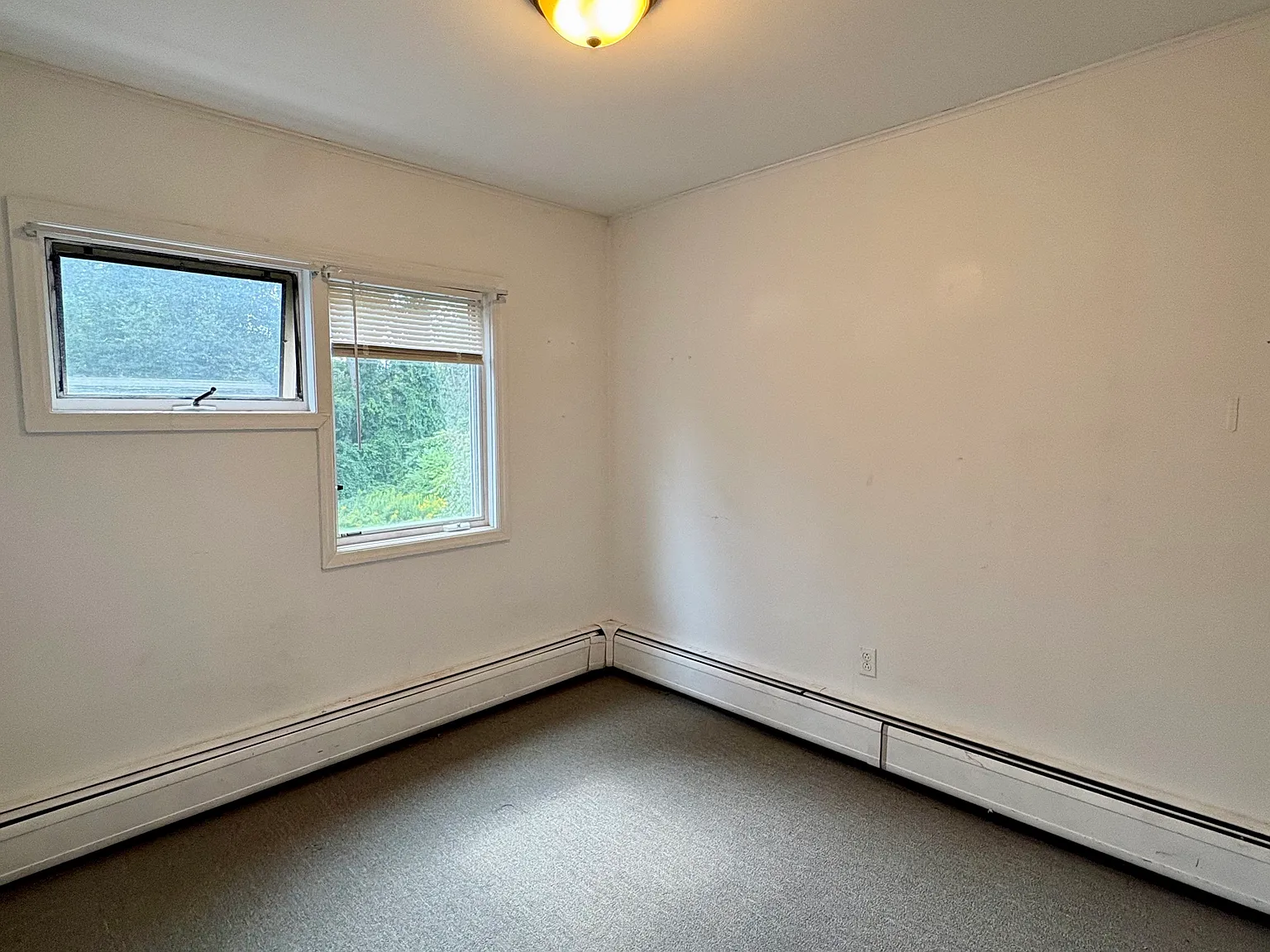 2 bed, 750 sqft, $1,950 — Photo 3