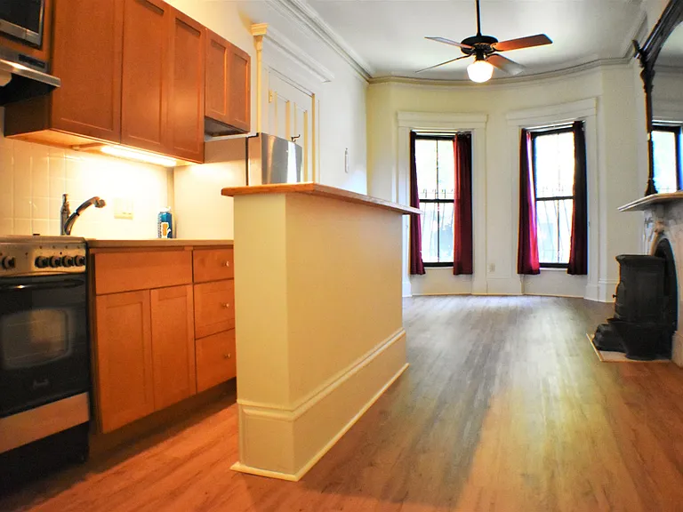 134 W Concord St #1 — Photo 29