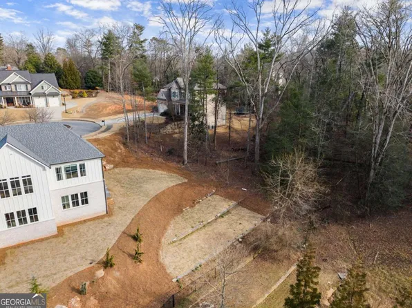 1064 Hartwell Xing, Gainesville, GA 30501