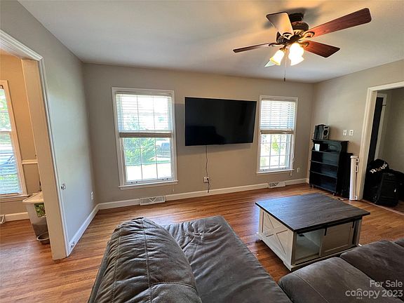 5th image of 6850 Elm Forest Dr