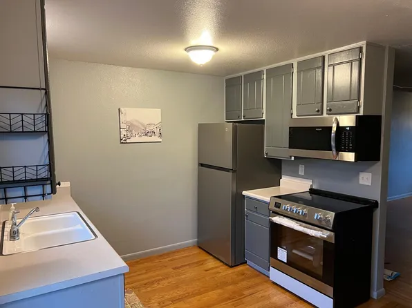 480 Gladiola St, Golden, CO 80401