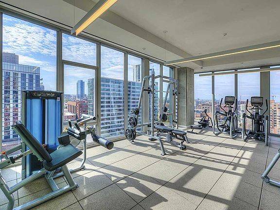 5th image of 630 W Lake St #412