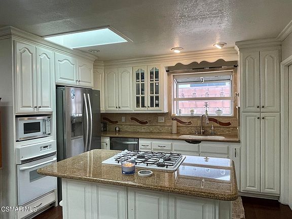 5th image of 267 Huntington Ave