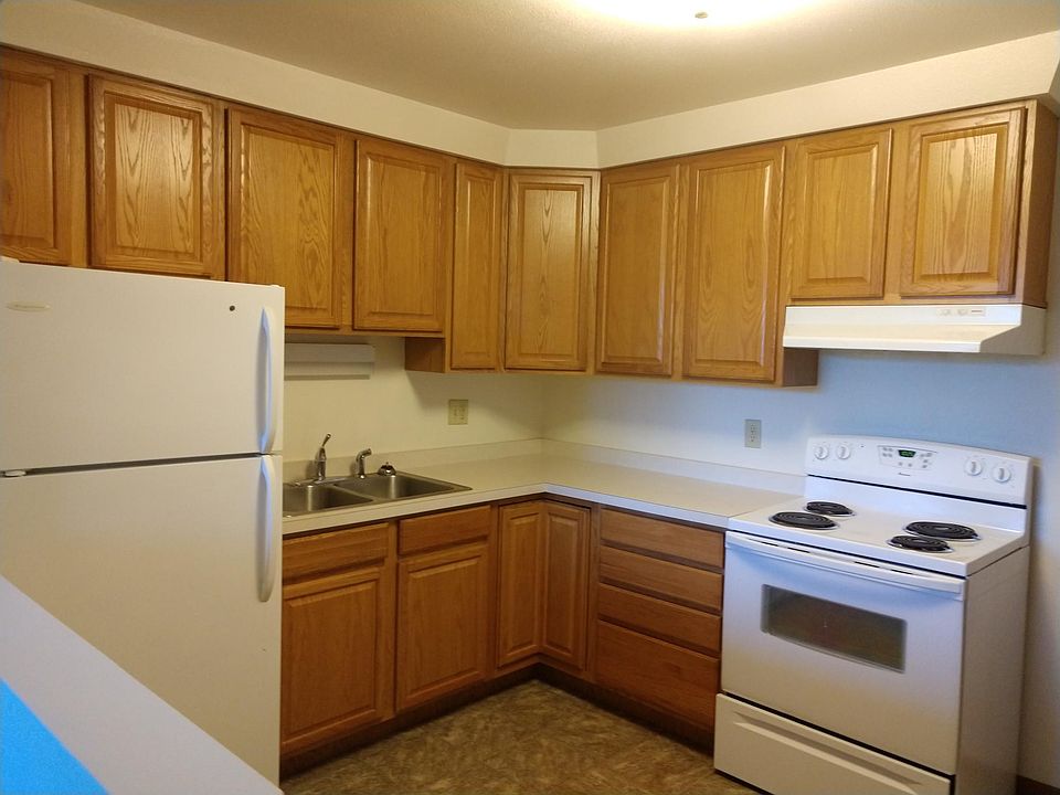 2nd image of 825 N 26th St